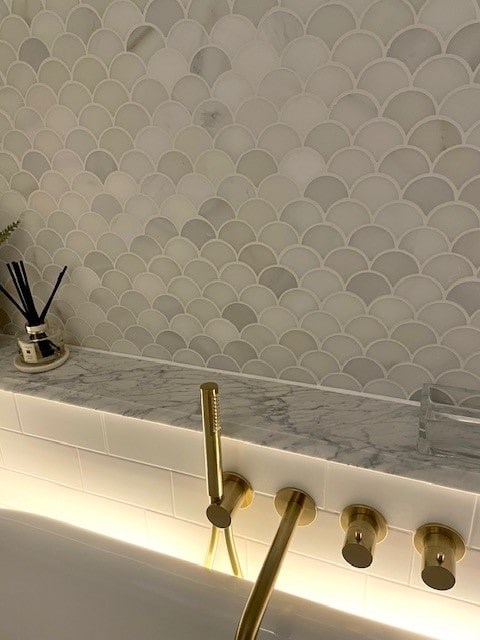 Carrara Marble Shelf