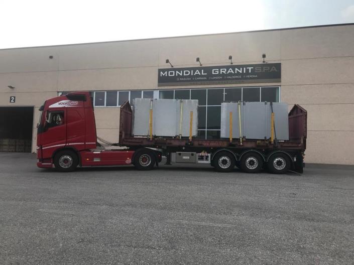 Loading stone for Windsmere in Verona